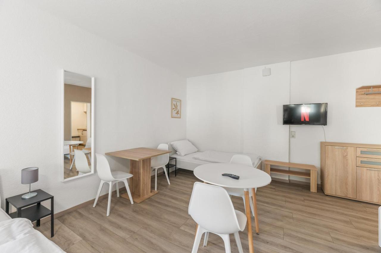 Home2Stay Apartmenthaus Heilbronn City Kitchen Parking Highspeed Wifi Washroom Extérieur photo