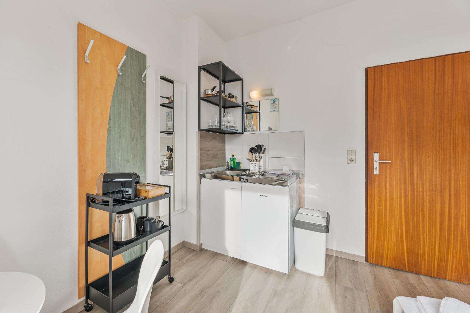 Home2Stay Apartmenthaus Heilbronn City Kitchen Parking Highspeed Wifi Washroom Extérieur photo