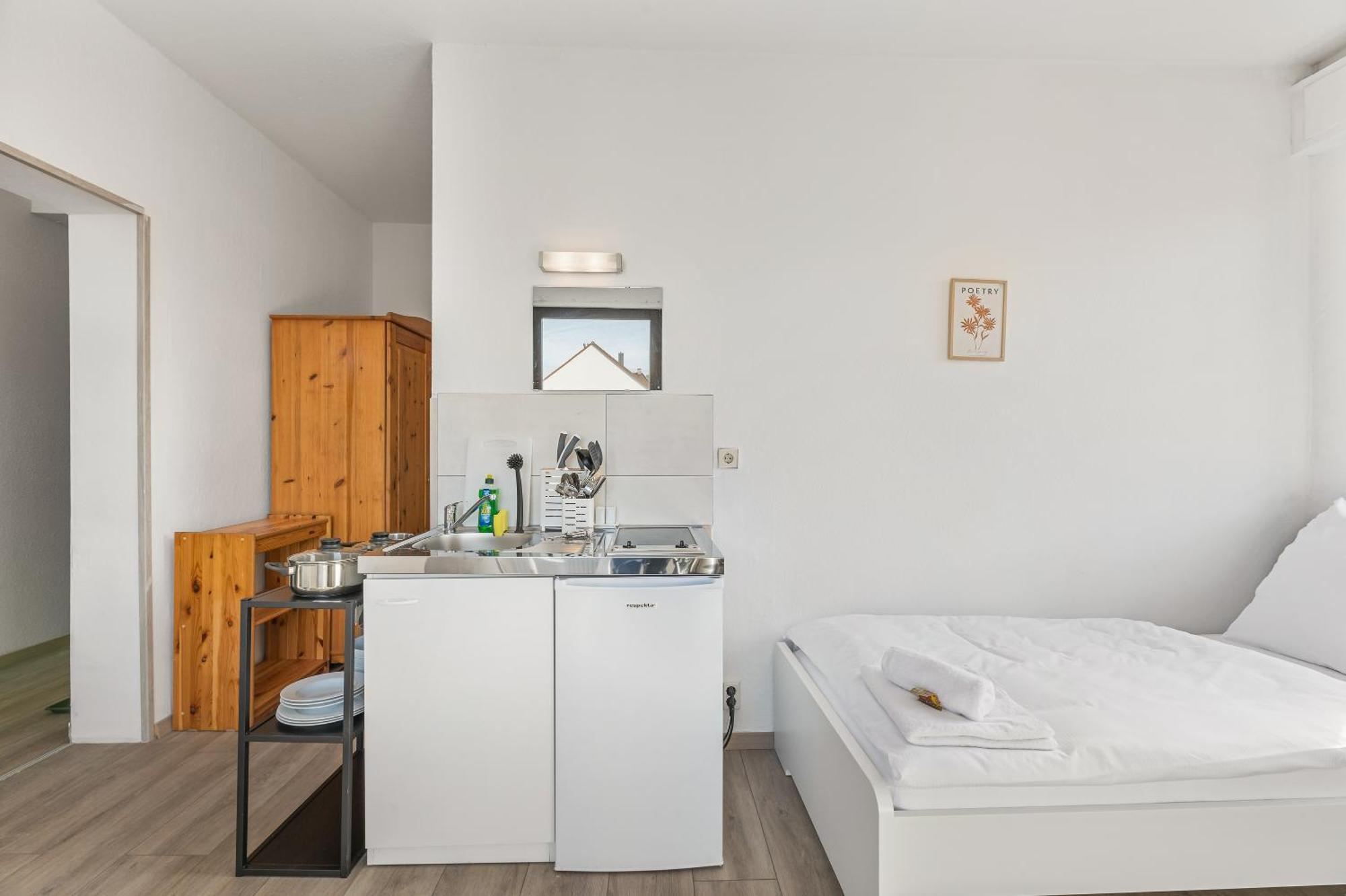 Home2Stay Apartmenthaus Heilbronn City Kitchen Parking Highspeed Wifi Washroom Extérieur photo
