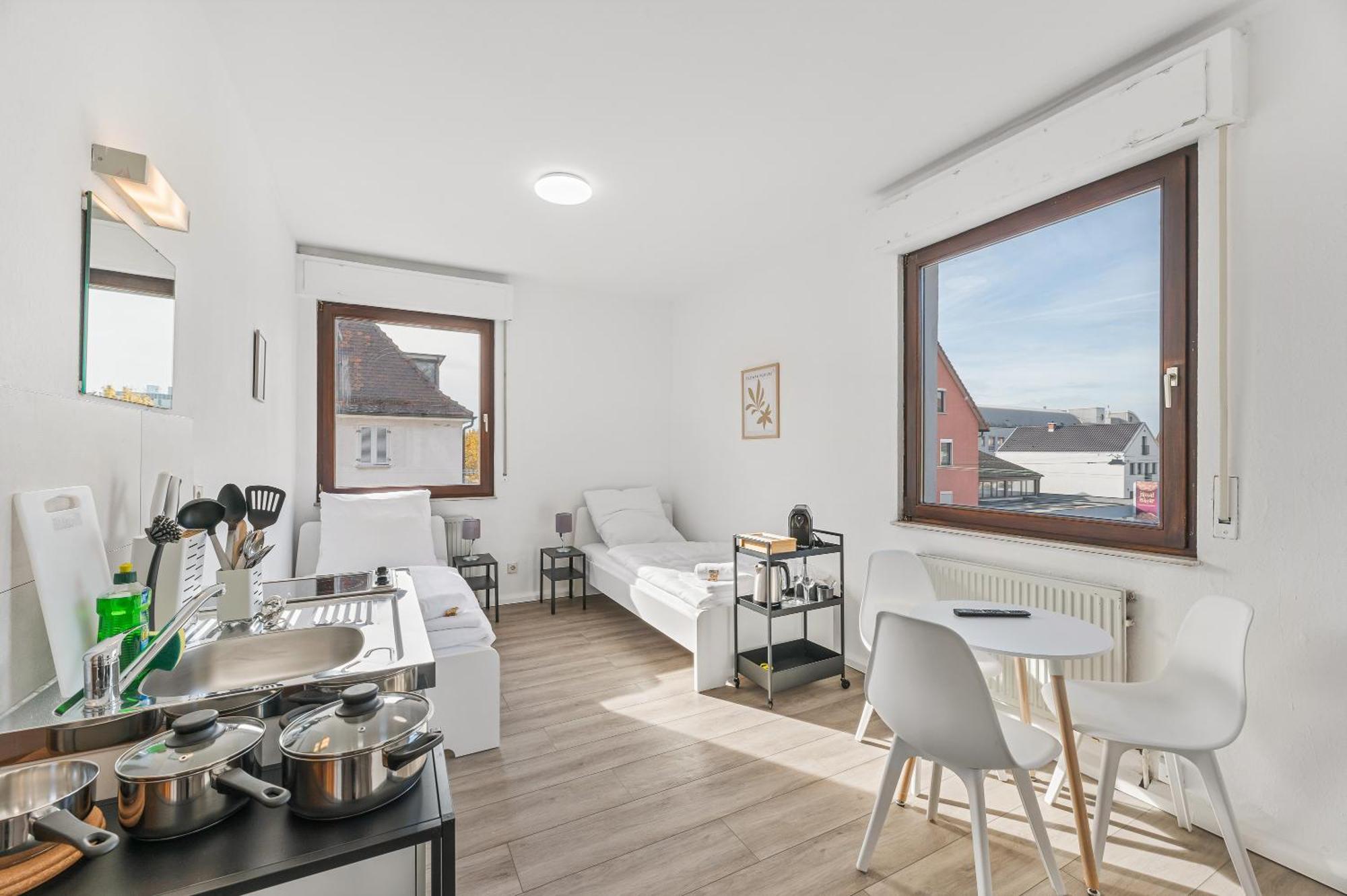 Home2Stay Apartmenthaus Heilbronn City Kitchen Parking Highspeed Wifi Washroom Extérieur photo