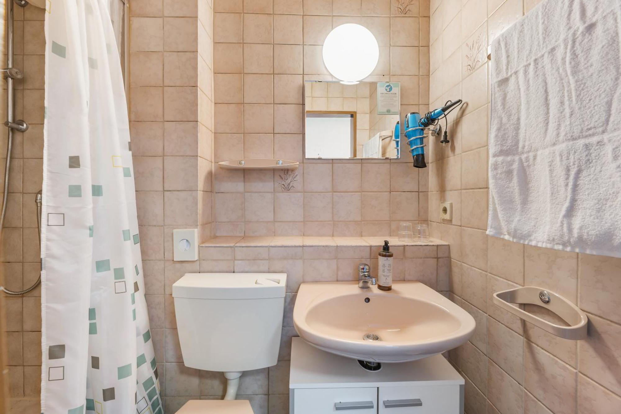 Home2Stay Apartmenthaus Heilbronn City Kitchen Parking Highspeed Wifi Washroom Extérieur photo